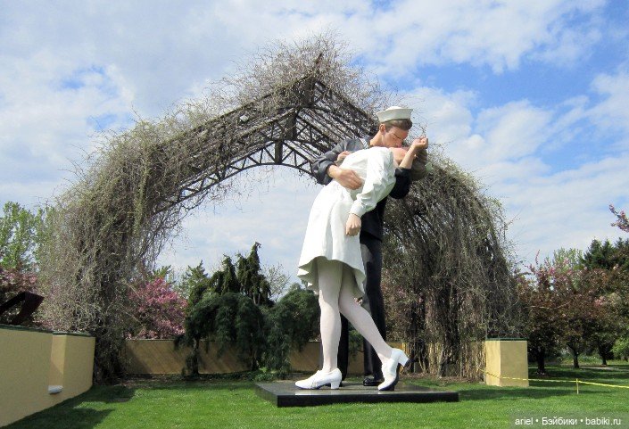 Ожившие картины в парке «Земля скульптур» (фото 10)