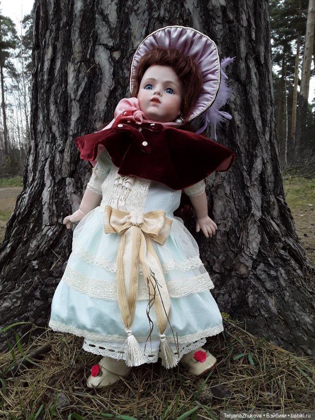 "Октябрь уже отцвел..." — Редкие антикварные куклы и реплики: воск