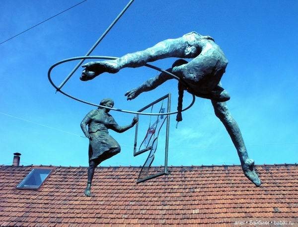 Скульптуры в воздухе Ежи Кедзера (Jerzy Kedziora) (фото 6)