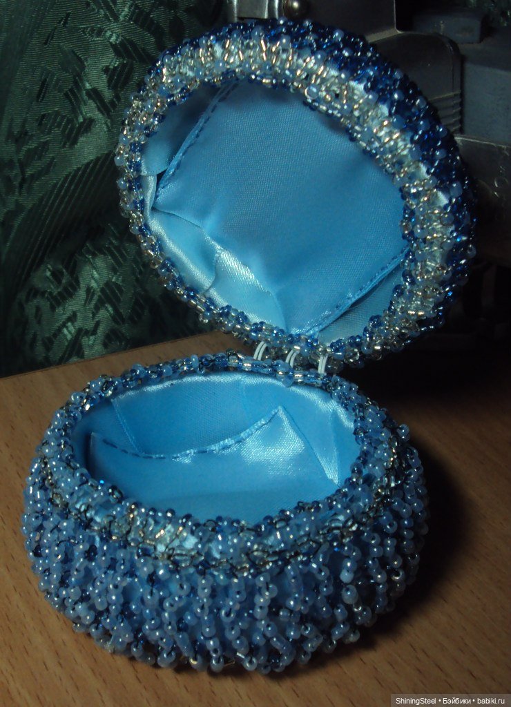 Шкатулки из бисера, и не только они)