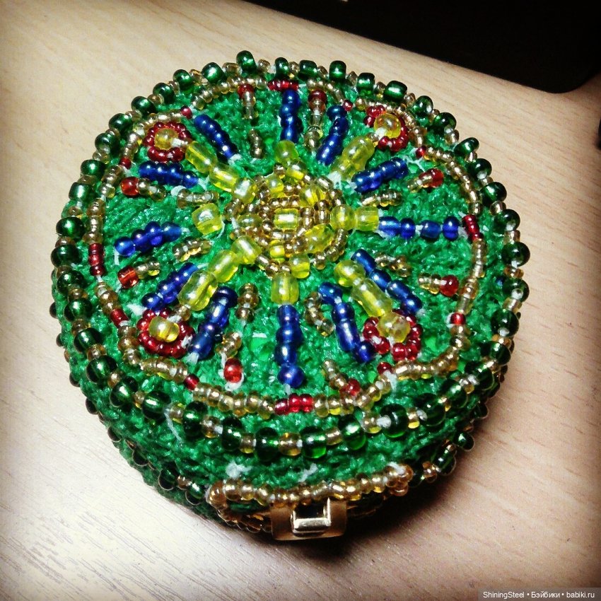 Шкатулки из бисера, и не только они)
