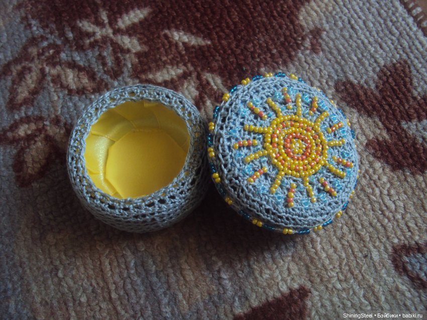 Шкатулки из бисера, и не только они)