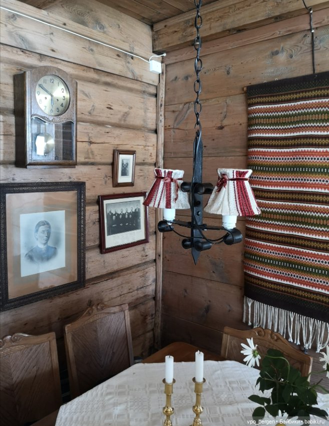 Старинные скандинавские интерьеры - и живущие в них куклы (фото 2)