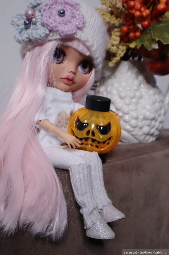 Первый Хэллоуин и новый житель