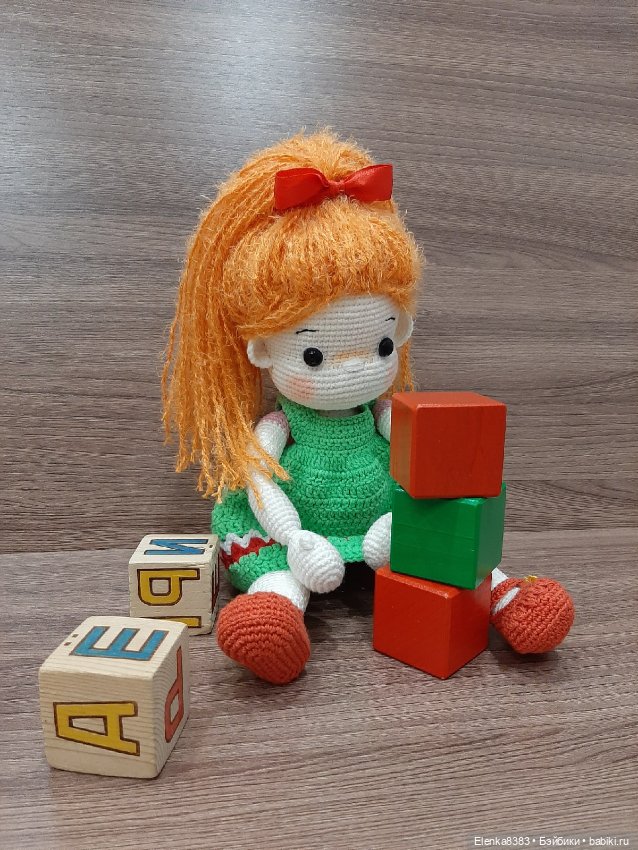 Куклы бывают разные. Даже вязаные
