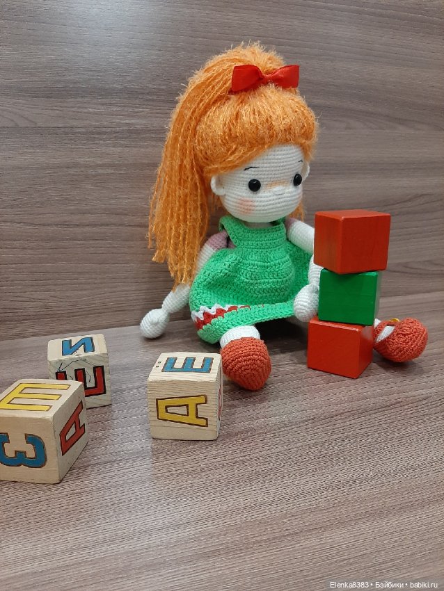 Куклы бывают разные. Даже вязаные