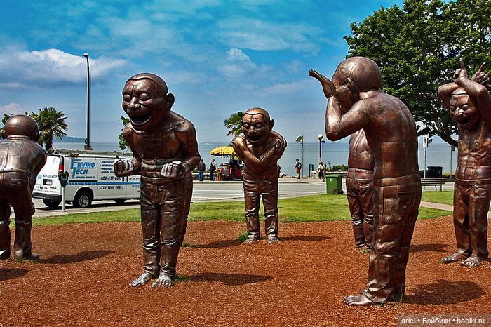 Терапевтические скульптуры от китайского автора Yue Minjun (фото 2)