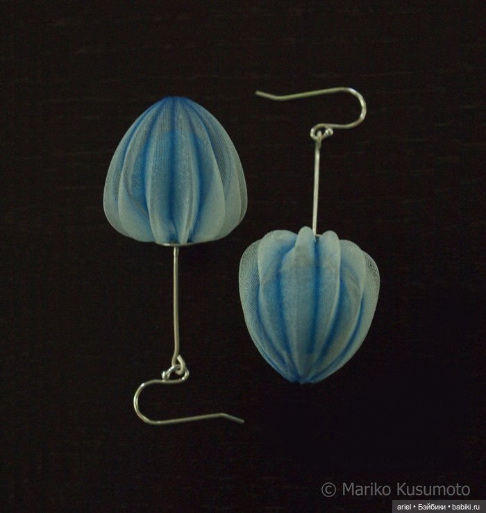 Скульптуры и украшения из ткани (фото 7)