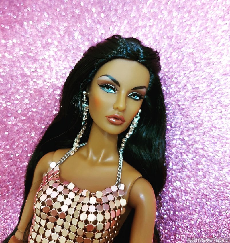 Мои Интегрити: Красавица Райна