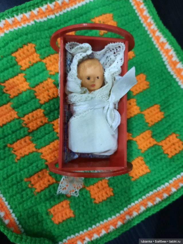 Куча мала или мал мала меньше