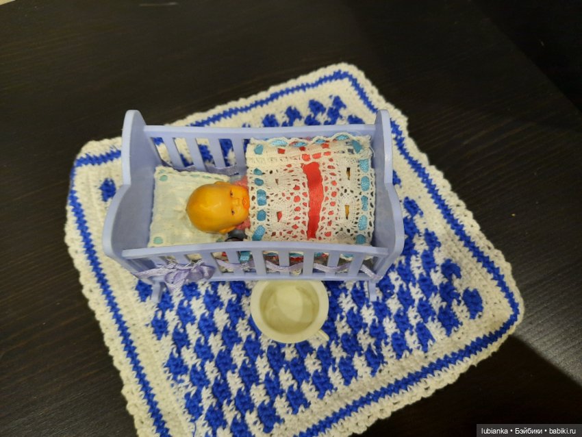 Куча мала или мал мала меньше