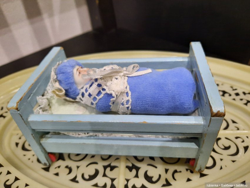 Куча мала или мал мала меньше