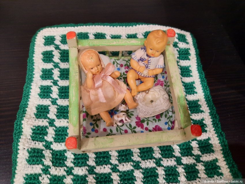 Куча мала или мал мала меньше