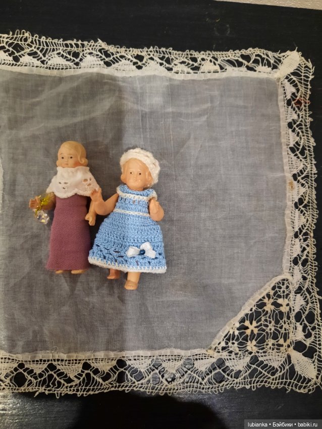 Стоят девчонки,стоят в сторонке (фото 7)