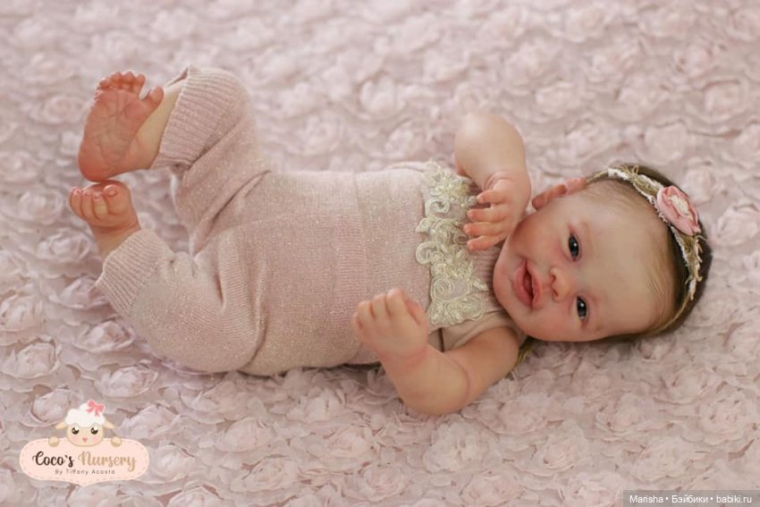 Blossom скульптора Andrea Arcello, автор прототипа Tiffany Acosta (фото 6)