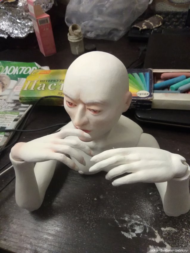 Демонический маникюрный салон (фото 3)