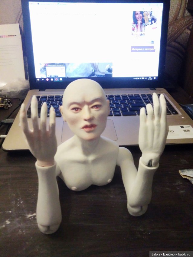 Демонический маникюрный салон (фото 6)