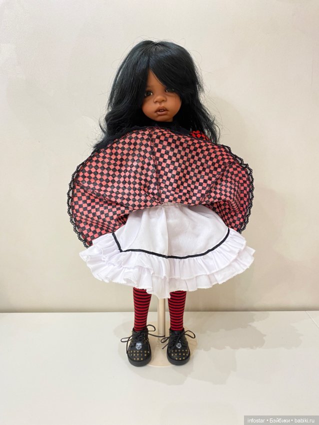 Королева трефей Anaya от Kaye Wiggs (фото 9)