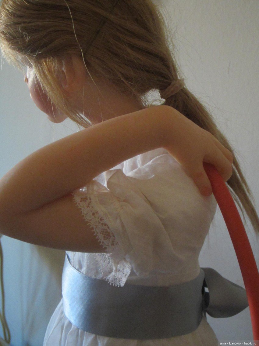 "Да, это я" - еще одна красавица от Laura Scattolini