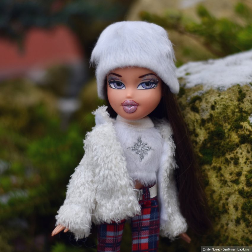 Дана и первый снег — Куклы Bratz (Братц) и Moxie Girlz: MGA