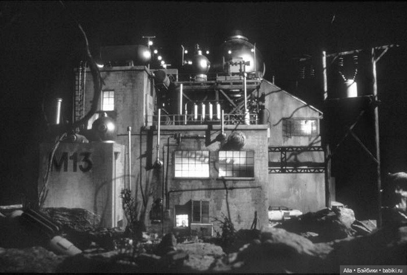 Работы художника Michael C. McMillen (фото 6)