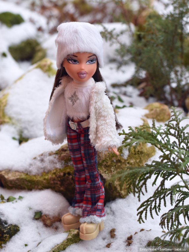 Дана и первый снег — Куклы Bratz (Братц) и Moxie Girlz: MGA (фото 4)