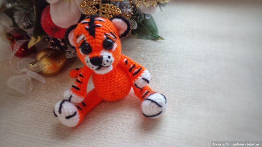 Мини символ года — Вязаные игрушки и амигуруми: крючком (фото 2)