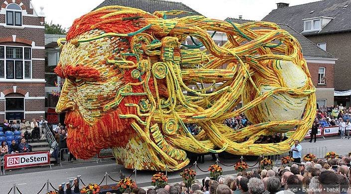 Цветочный парад, посвященный Ван Гогу (фото 4)