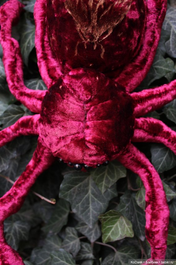 Плюшевый паук Зюзя из серии Древний род (фото 8)