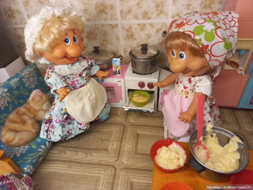 "Веселые картинки". Тетя Фаина печет кексы