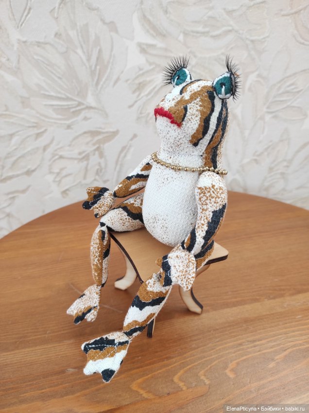 The frog — Авторские текстильные куклы: Вальдорфские (фото 2)