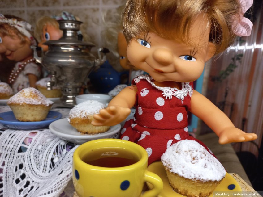 "Веселые картинки". Чай с кексиками