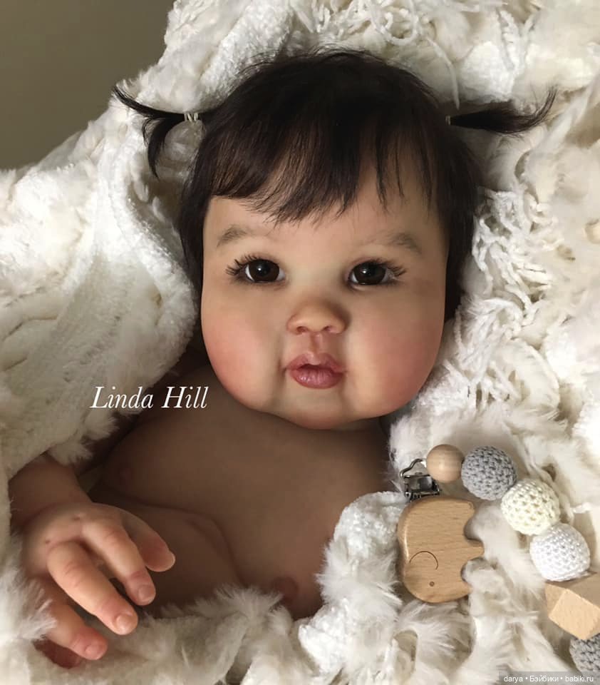 Min-Min и Lin-Lin скульптора Ping Lau, автор прототипа Linda Hill