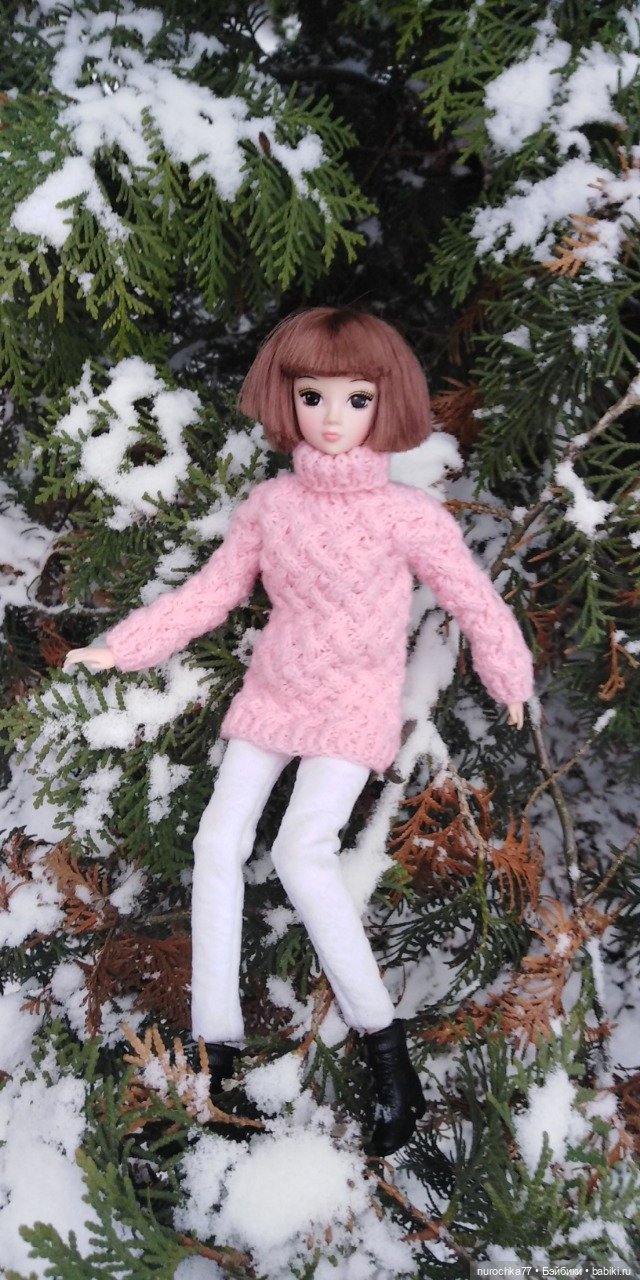 Первый снег. Прошлогодний