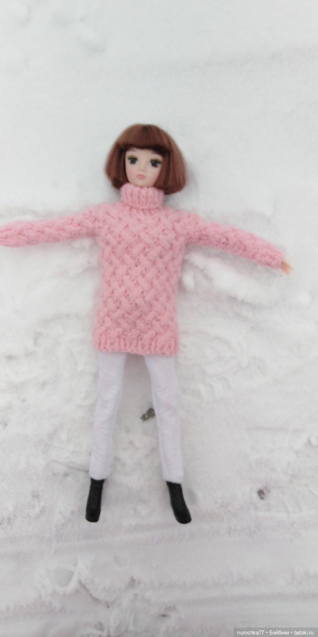 Первый снег. Прошлогодний