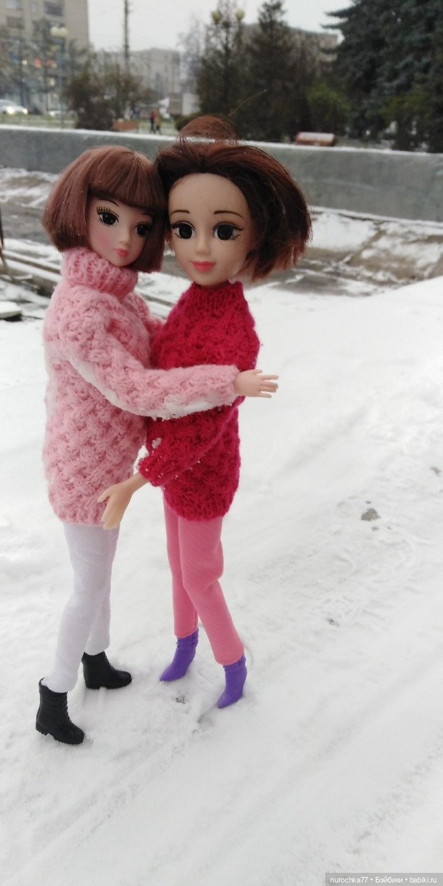 Первый снег. Прошлогодний