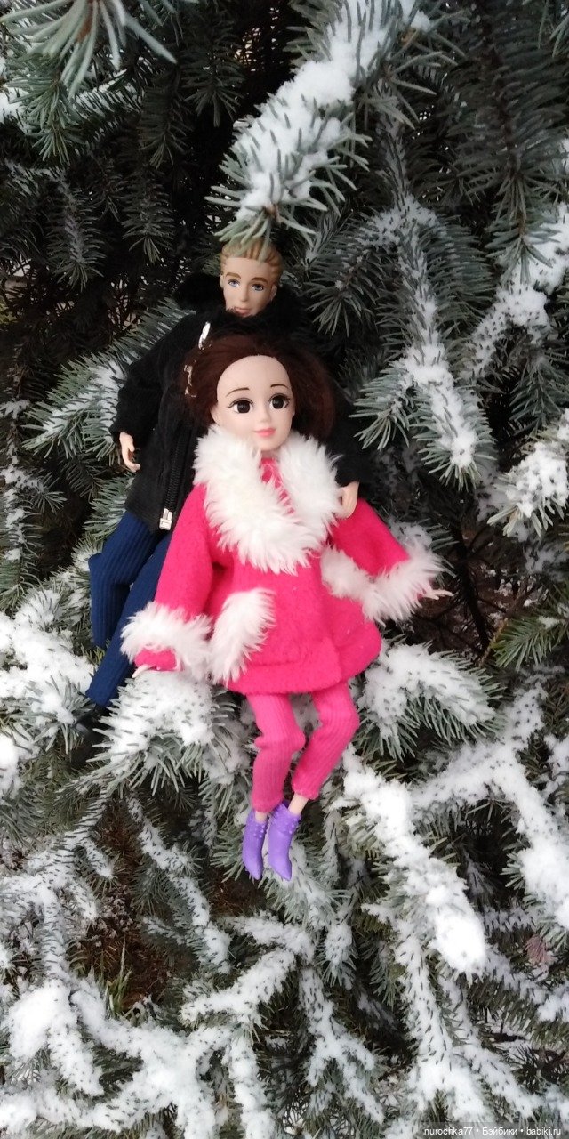 Первый снег. Прошлогодний