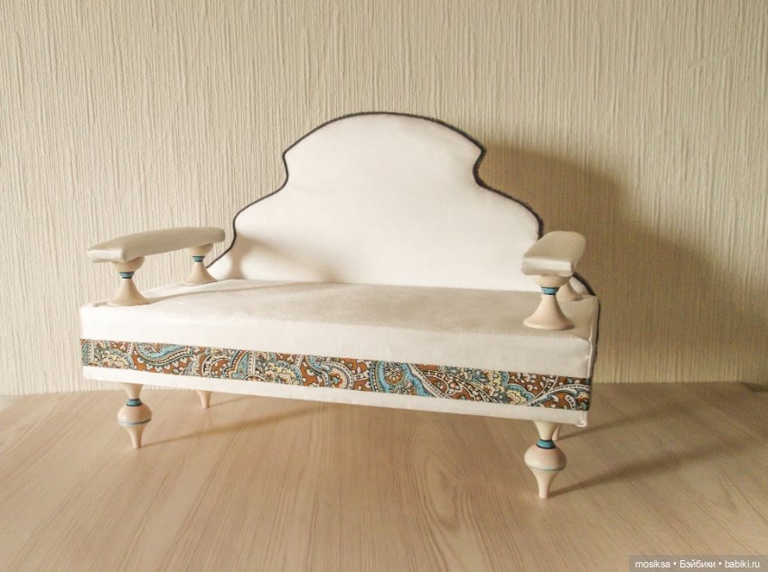 Диванчики — Мебель для кукол и домиков: фото