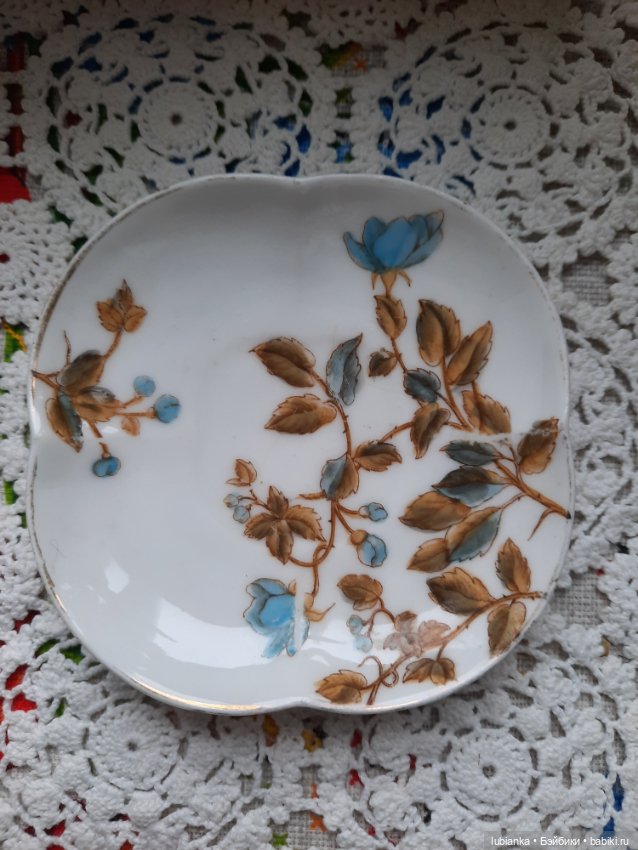 Осени поздней цветы запоздалые... и ягоды тоже