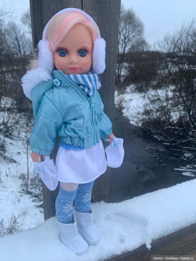 Серое, белое и голубое — Российские куклы Весна (фото 7)
