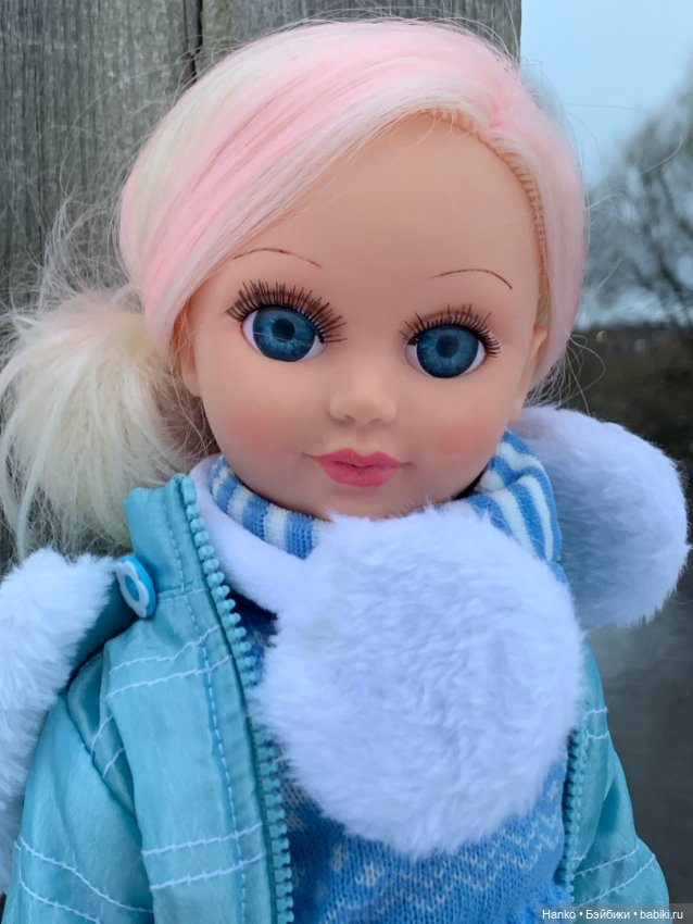 Серое, белое и голубое — Российские куклы Весна (фото 6)