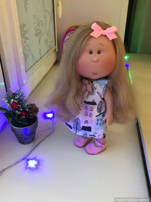 Ксю, приехала — Куклы Nines d'Onil (Нинес): Миа (Mia) (фото 4)