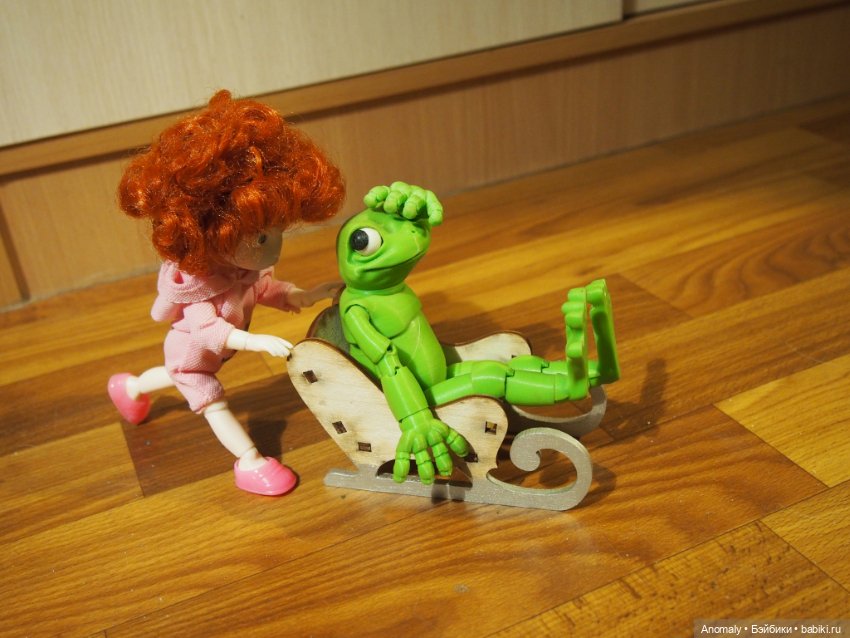 Ну вот, я же говорила. Солнышко нашёл санки (фото 6)