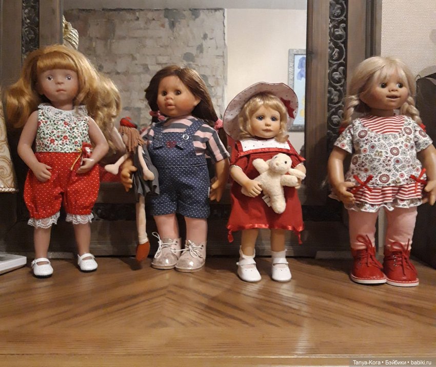 Просто приятный вечер с куклами