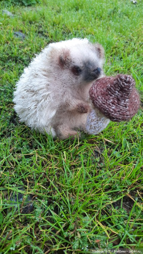 Новая работа ёжик — Вязаные игрушки и амигуруми: крючком (фото 7)