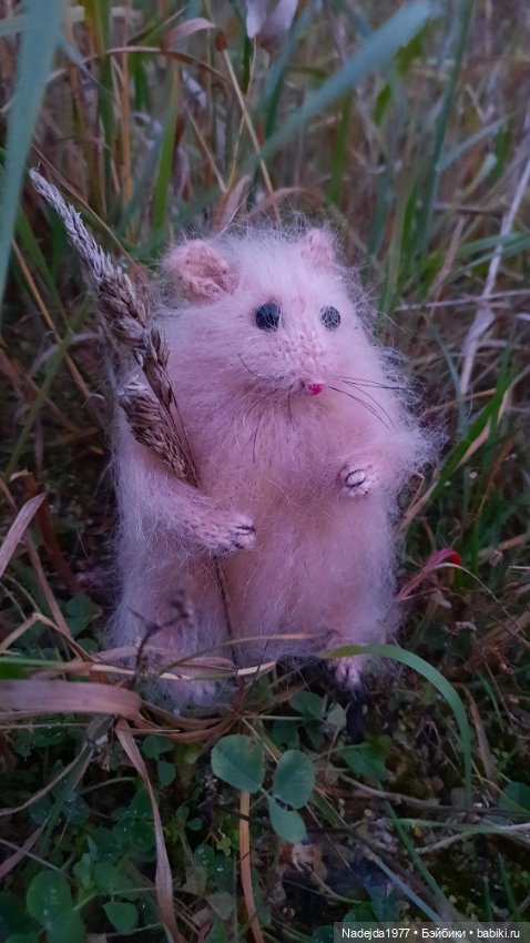 Новая работа хомячки — Вязаные игрушки и амигуруми: крючком