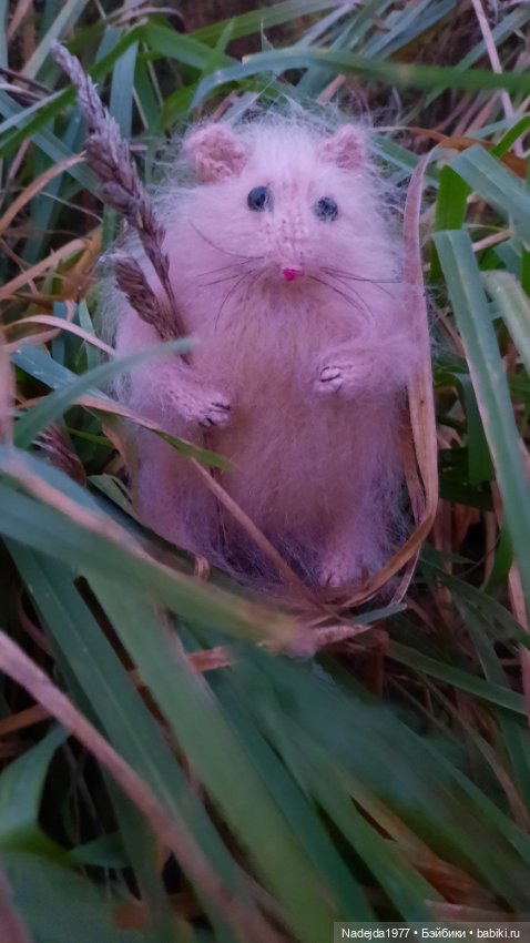 Новая работа хомячки — Вязаные игрушки и амигуруми: крючком