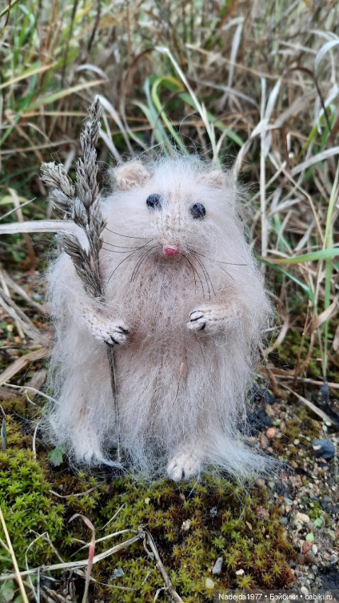 Новая работа хомячки — Вязаные игрушки и амигуруми: крючком