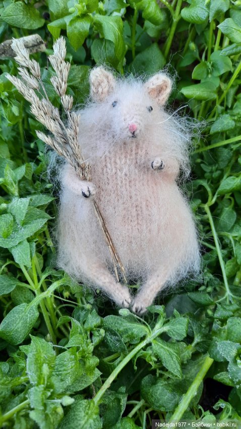 Новая работа хомячки — Вязаные игрушки и амигуруми: крючком