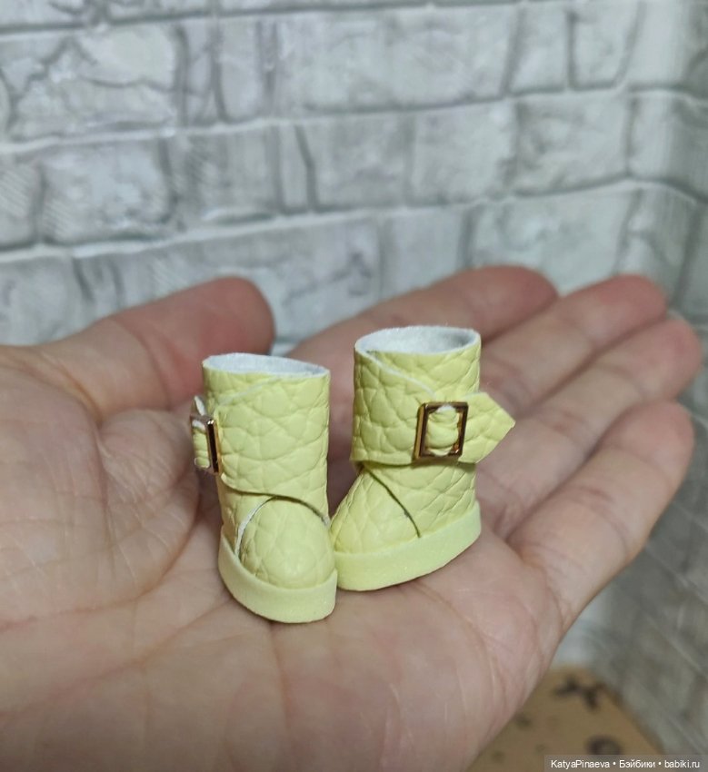 Сапожки на маленькие ножки